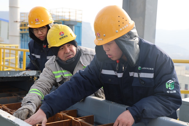 今天，向建材科技公司一線堅守者致敬